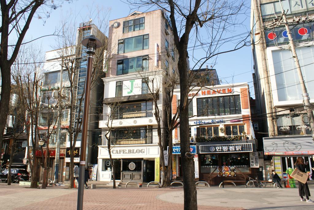 J Guesthouse Seul Zewnętrze zdjęcie